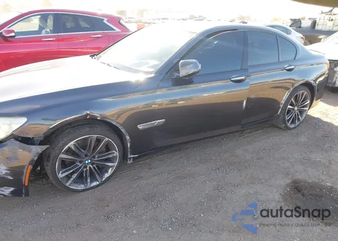 2014 BMW 740I z USA, uszkodzony, nr VIN WBAYA6C5XED826622